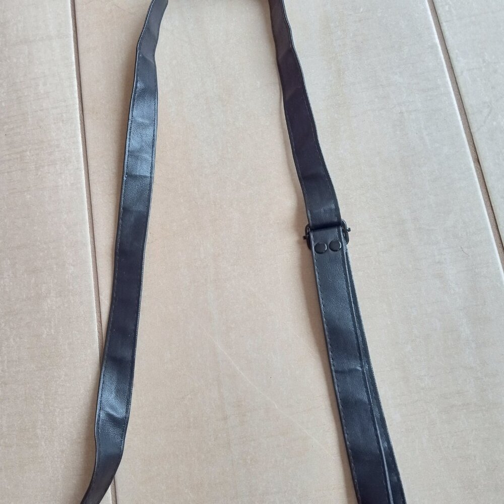 LEATHER CROSSBODY - Picture 9 of 13
